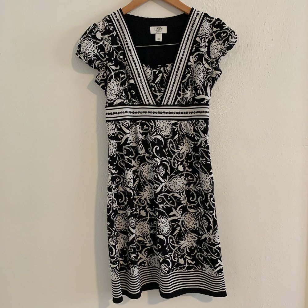 SALE 3/$20☀️ LOFT Ann Taylor Dress